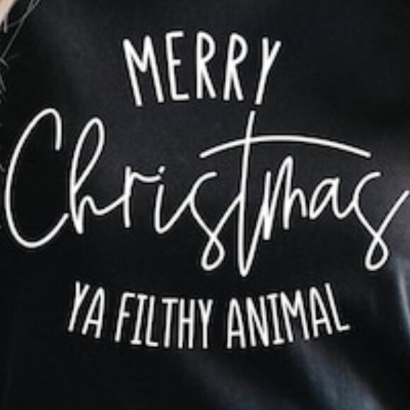 Merry Christmas Ya Filthy Animal T-shirt - Picture 2 of 4